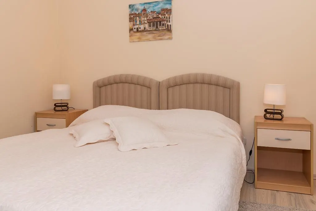 Villa Bakica 4*, Trogir Kroatien